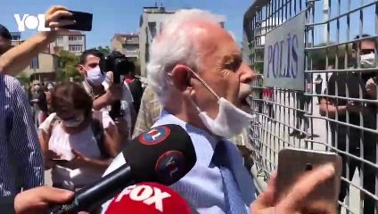 Kendilerine verilen protesto alanına itiraz eden avukattan polise: Söyleyin amirlerinize, sen robot musun