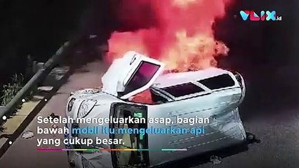 Aksi Heroik Kecelakaan Mobil