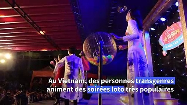 Vietnam: les soirées loto, un ticket gagnant pour les artistes LGBT