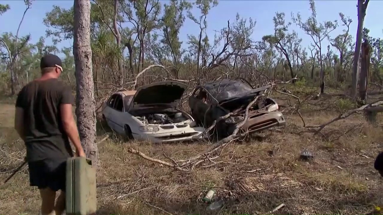 Ils retapent une voiture abandonnée et la font rouler de nouveau