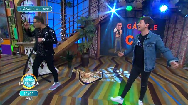 ¡Sugey Ábrego llegó a la pista de VLA para demostrar sus pasos en Gánale al Capi! | Venga La Alegría