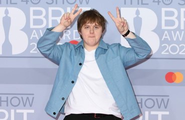 Lewis Capaldi wants to tour as soon as live shows are allowed again