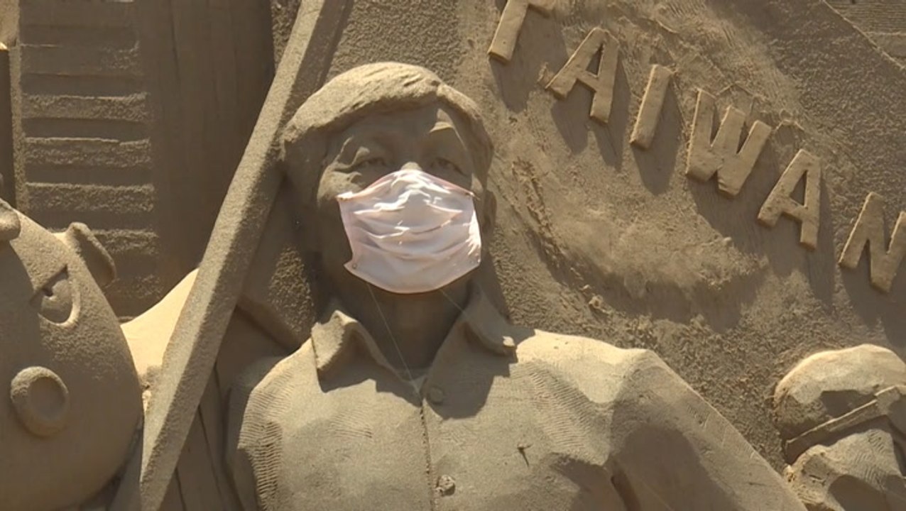 Taiwan takes off mask, kicks off domestic tourism