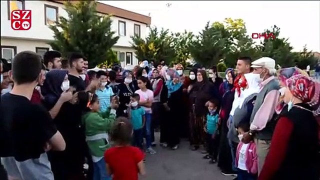 Asker uğurlamasında sosyal mesafe unutuldu