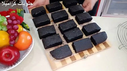 الكيك المدهش ب 3 مكونات فقط بدون بيض و لا زيت يذوووب في الفم