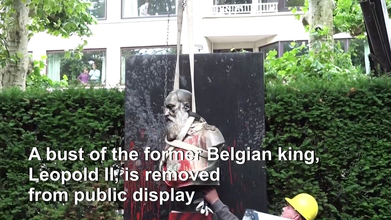 Bust of King Leopold II removed from Belgian city of Ghent (2)