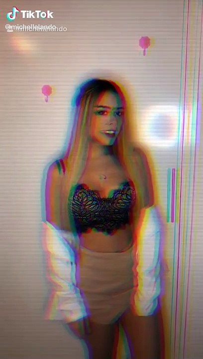 Michelle Lando baila 'Contigo'
