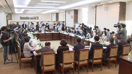 내년 최저임금 본격 논의..."시급, 만 원 vs 8천410원" / YTN