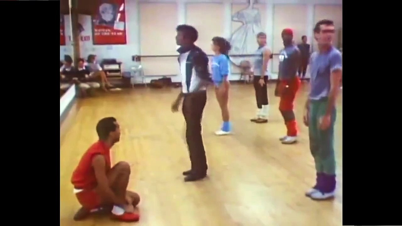 THE KING OF THE POP EN PLEINE RÉPÉTITION DE LA CHORÉGRAPHIE DE "THRILLER"