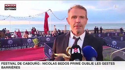 Festival de Cabourg : Nicolas Bedos primé oublie les gestes barrières (vidéo)