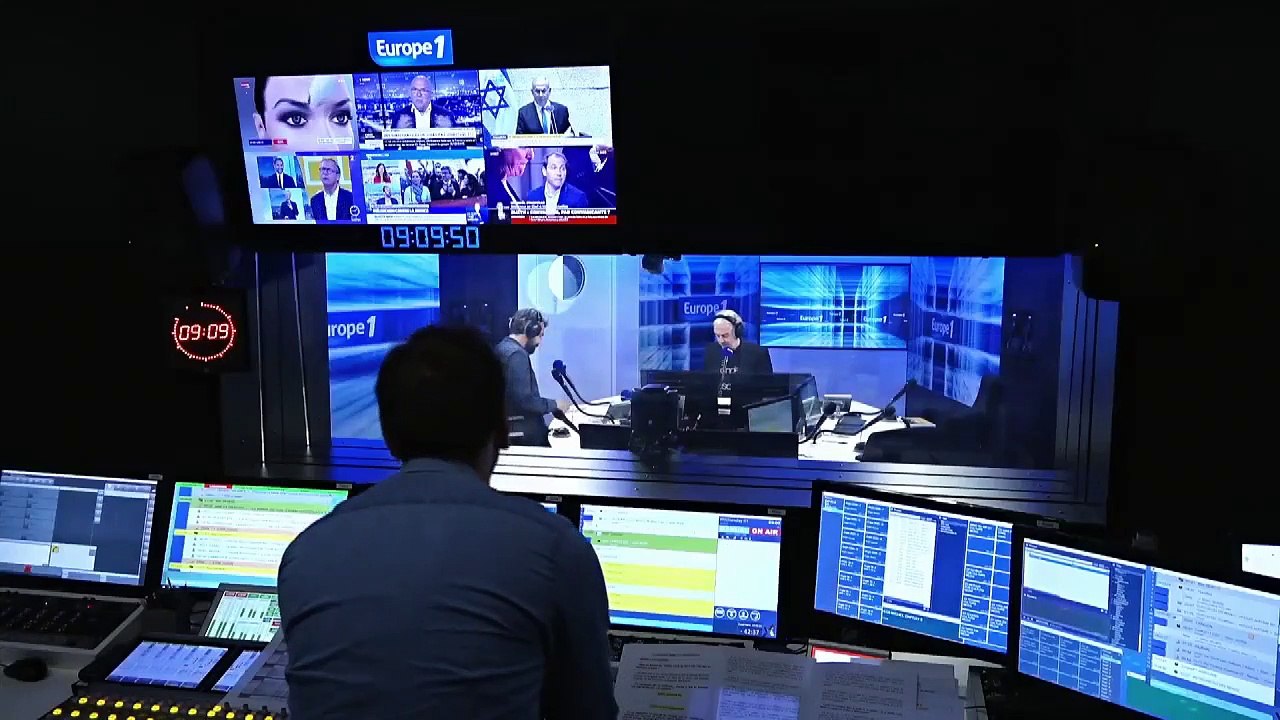 YouTube serre la vis, Xavier Niel se mue en sauveur de la presse écrite, bilan de la saison des journaux télévisés