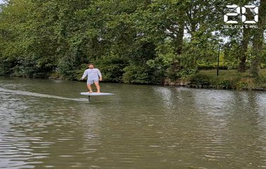 Lille: On a testé le surf électrique sur la Deûle