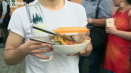 Comme un air de liberté à Prague avec la levée de la plupart des restrictions anti-covid-19