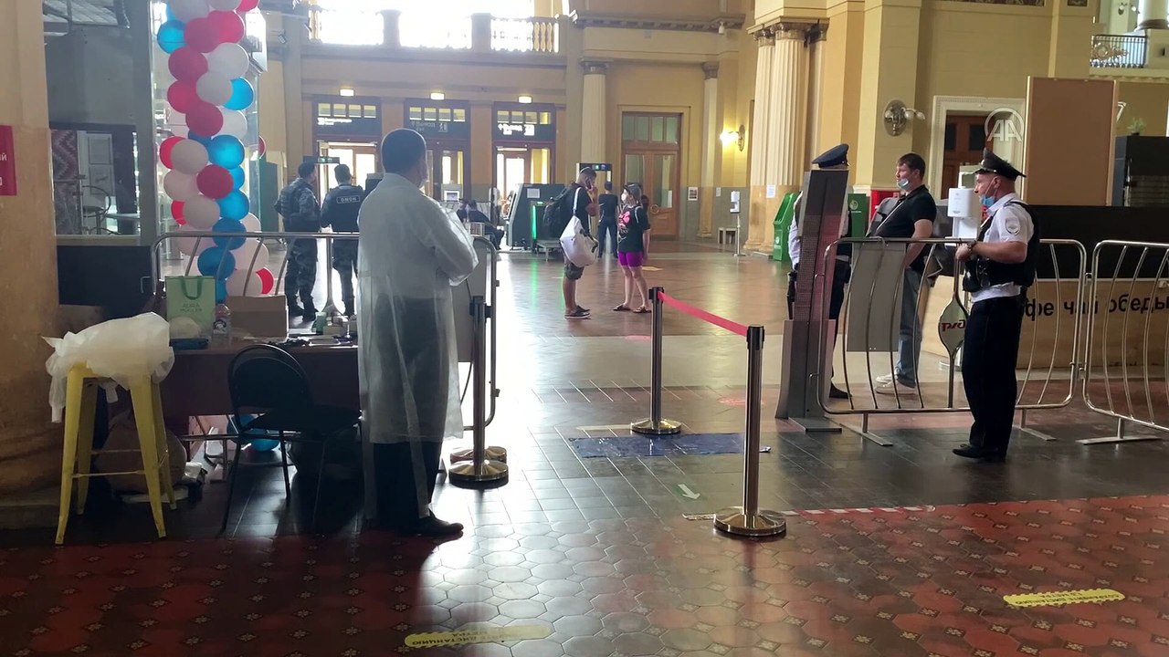 Putin’e yeniden başkanlık yolunu açacak düzenleme için halk sandık başında - MOSKOVA