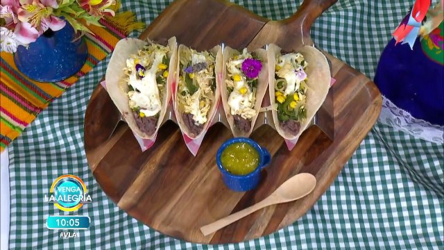 Prepara unos ricos Taquitos aztecas de pollo. ¡Checa el paso a paso de la receta! | Venga La Alegría