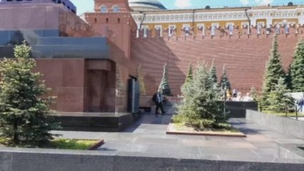 El mausoleo de Lenin se reabre al público tras cierre de tres meses y medio