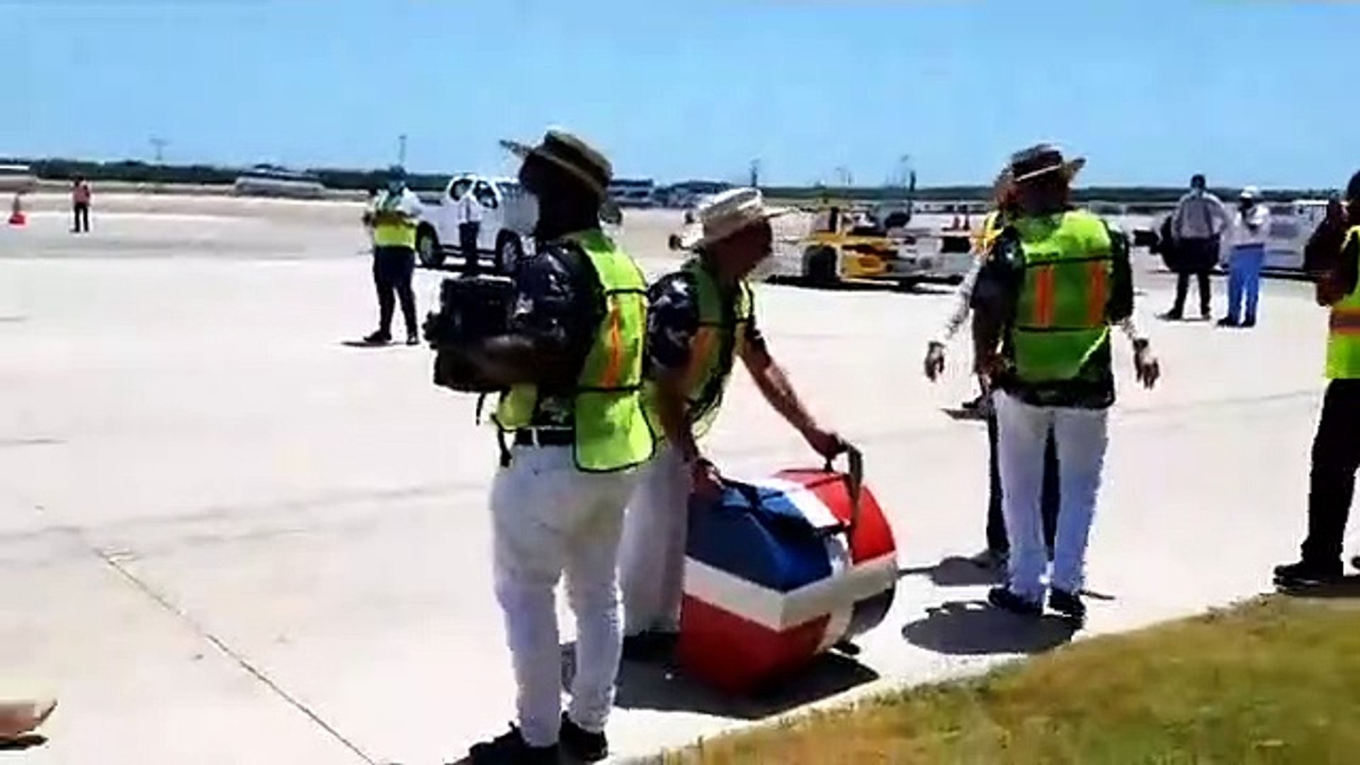 Llegada del primer vuelo comercial por el aeropuerto internacional de Punta Cana