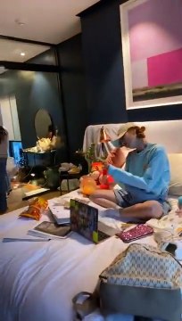 Hyun Ah (현아) Instagram live hyunah_aa (2) [200701]