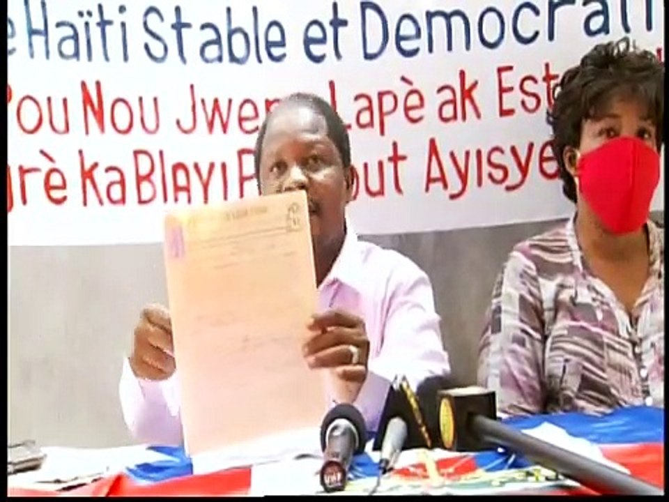 Rosemond Jean denonse manèv li di kap fèt sou li ak fanmil nan kad dosye konfli kay la