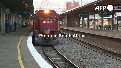 Passenger trains resume as S.African lockdown eases