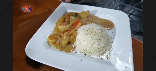 mqn-Chef-de-la-zona-de-los-Santos-nos-enseña-exquisita-receta-de-camarones-en-salsa-de-café-010720