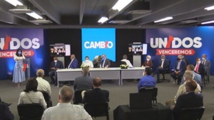 Abinader denuncia "campaña sucia" del oficialismo en elecciones dominicanas