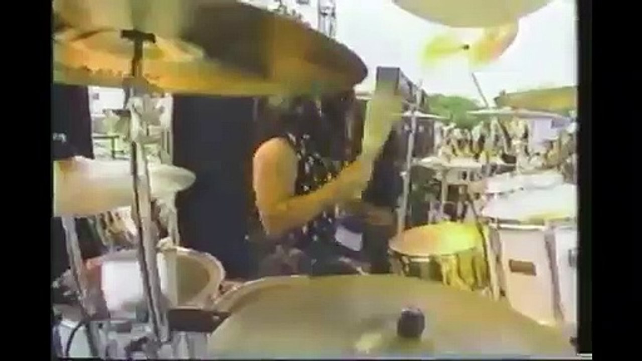 37Quiet Riot - The Wild and the Young - Japan 1987