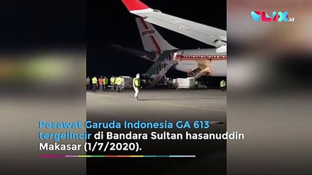 Video Amatir Pesawat Garuda Tergelincir di Makassar
