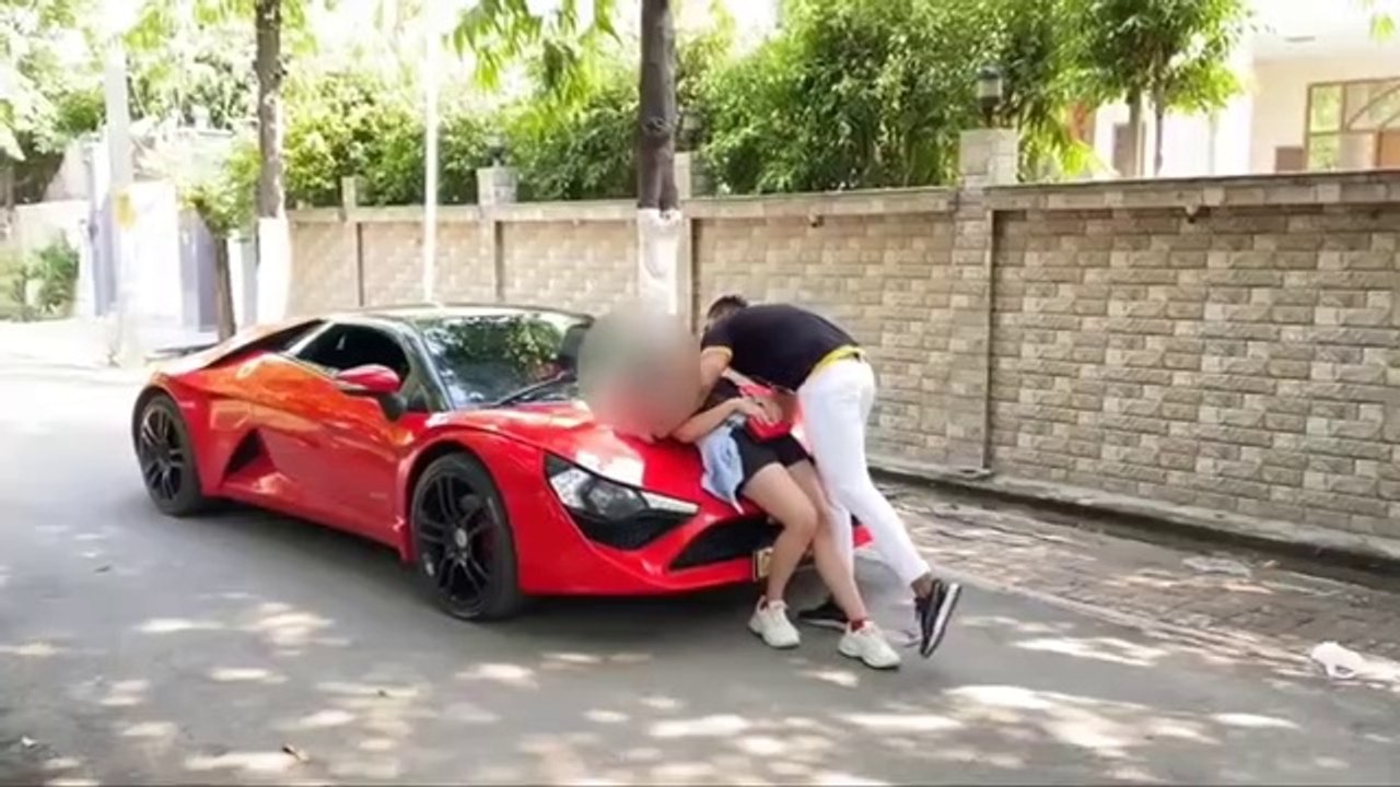 Gold Digger Prank Gone !! Wrong !!
