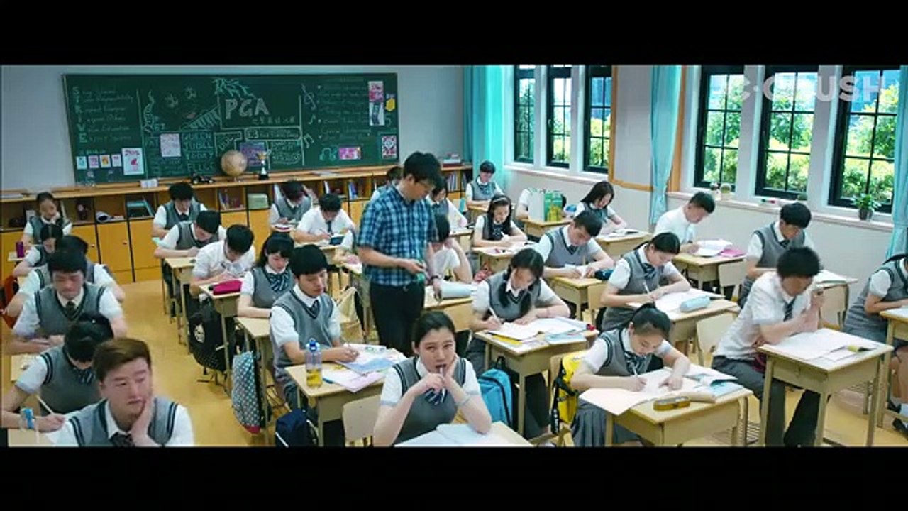 Hot_Rich_Boy_Has_A_Big_Crush_On_This_Shy_New_Girl_|帅气富二代爱上学校新来的害羞女|_So_Young_2:_Never_Gone(360p)