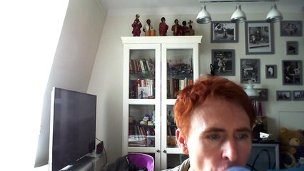 Wiwi égratigne "the realness"