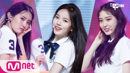 'HOT DEBUT' 상큼 에너지 '위클리'의 'Weeekly Day+Tag Me(@Me)' 무대