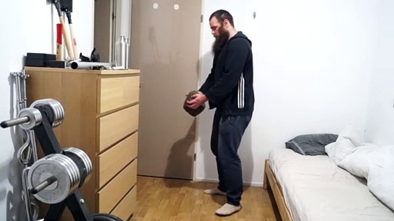 11 KG natural stone bicep curls