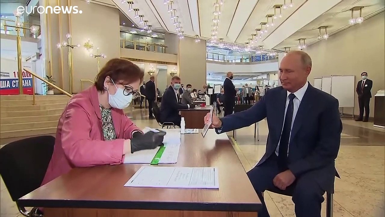 'Putin für immer?' - 77,9 % der Wähler sagten 'Ja'