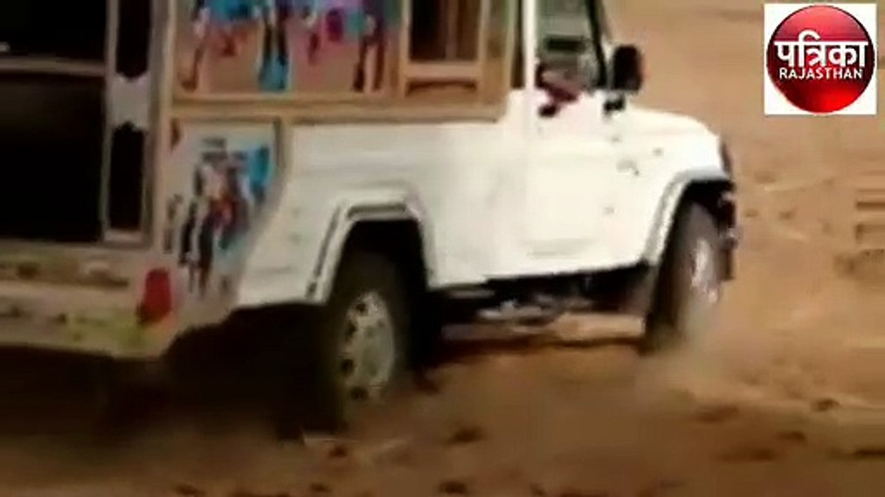 शादीयों में नहीं बजा डीजे, अब खेतों में बज रहा....