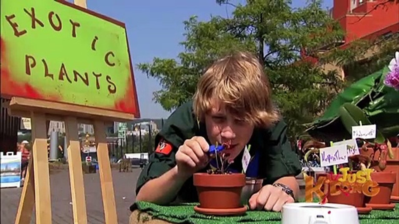 Just For Laughs Gags - Little Shop of Horrors Plant Prank - Just Kidding