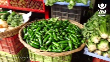 Mercado de Masaya luce colorido por la temporada de frutas y verduras