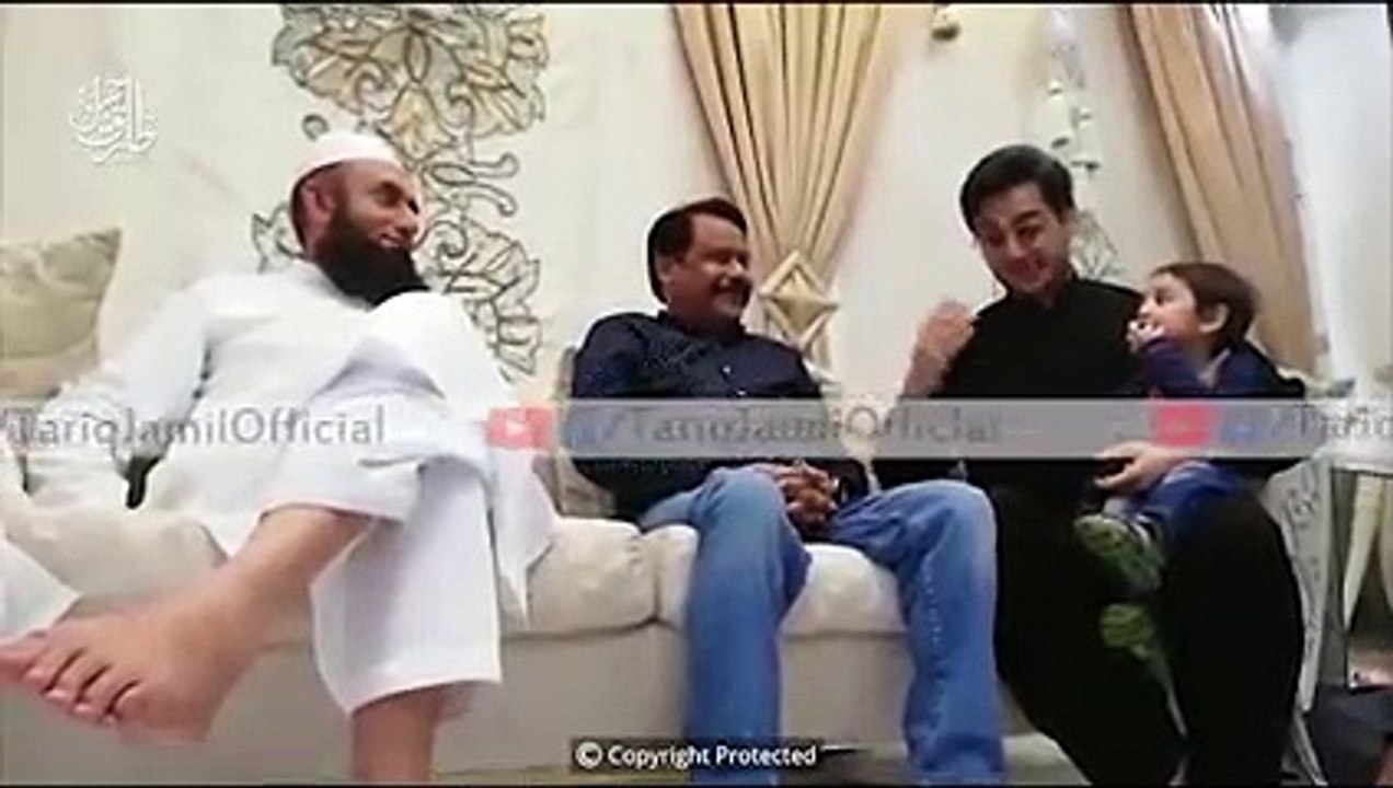 Shafaat Ali Mimicry in front of Maulana Tariq Jameel