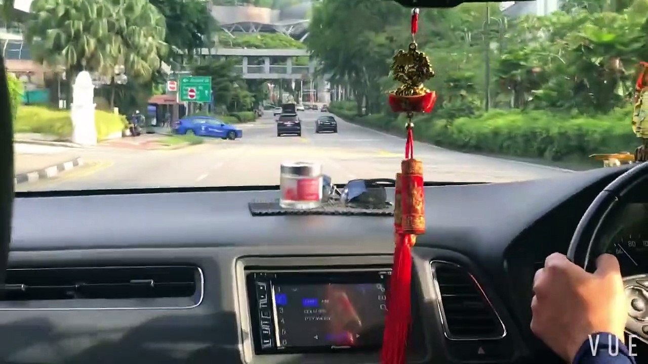 Orchard road- Attraction in Singapore- Shopping in Singapore at lockdown phase 2- H&M shopping