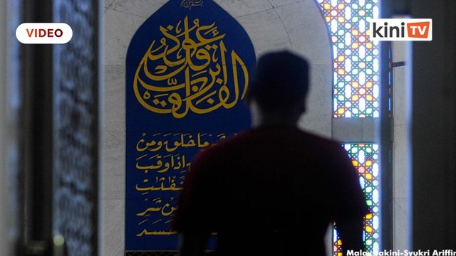 Pelajar hanya boleh solat Jumaat di masjid dalam kampus