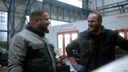 زيارة لورشة لاصلاح السيارات في برلين