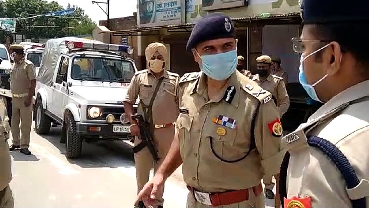 एडीजी मेरठ जोन राजीव सब्बरवाल ने शामली में व्यवस्थाओं का लिया जायजा