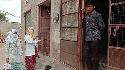 कोरोना से जंग जितने के लिए घर-घर जाकर कर रहे सर्वे