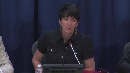 수감 중 목숨 끊은 미 억만장자 전 여자친구 체포 / YTN