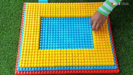 Video herunterladen: Aprender los colores con los bloques y los coches de los juguetes de volcado camión de camiones grúa camión de juguete para niños