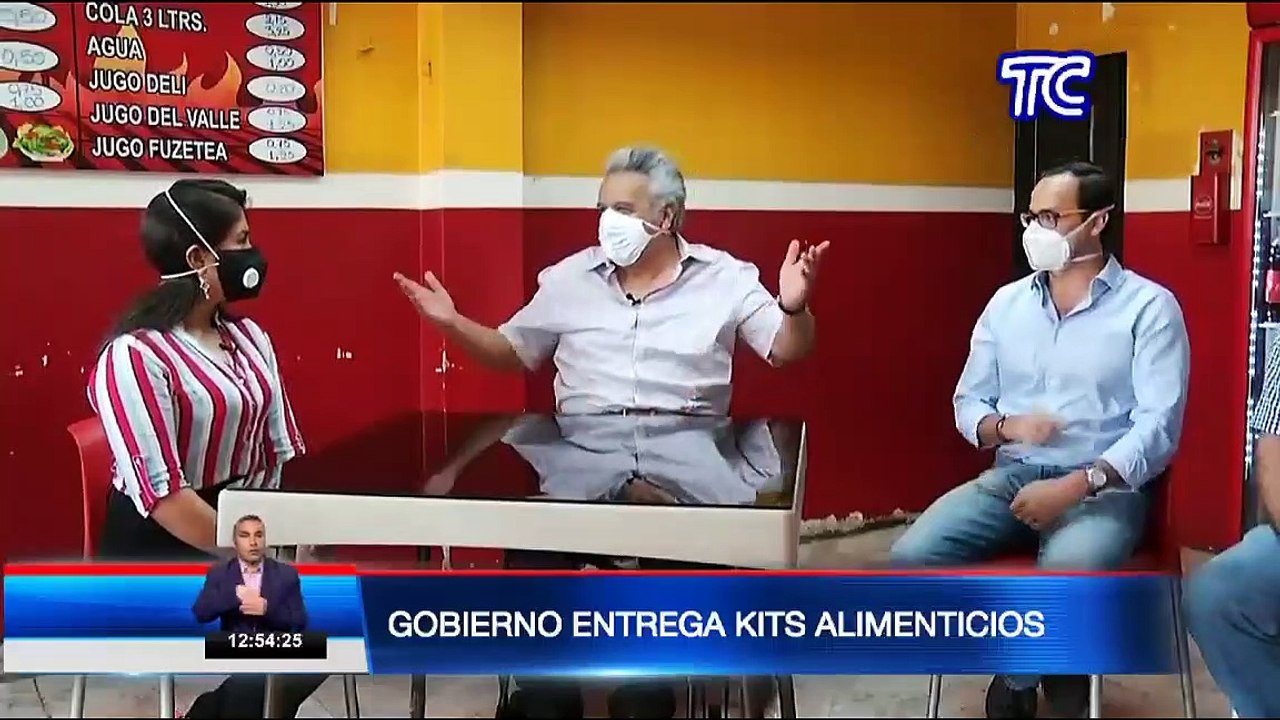 Presidente Lenín Moreno recorrió dos cantones del Guayas para entregar créditos y kits de alimentos