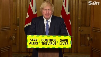 下载视频: Boris Johnson threatens more local lockdowns if the public do not behave on Super Saturday