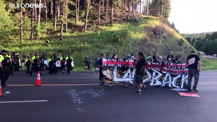 Trump promete prisão para quem vandalizar monumentos