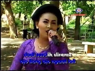 Sriatun - Gelang Ali - Ali - Dangdut [Official Music Video]
