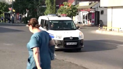 L'Azerbaïdjan déploie l'armée pour imposer le confinement